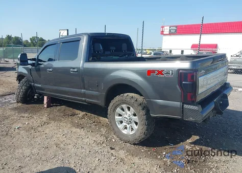 2017 Ford F250 Super Duty z USA, uszkodzony, nr VIN 1FT7W2BT4HEB51261